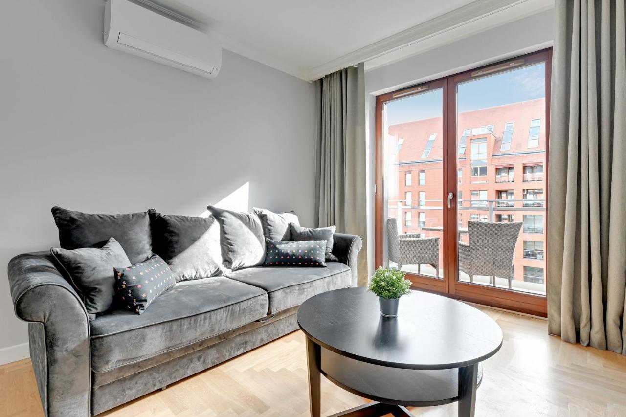 Staywin Riverfront Lofts กดัญสก์ ภายนอก รูปภาพ
