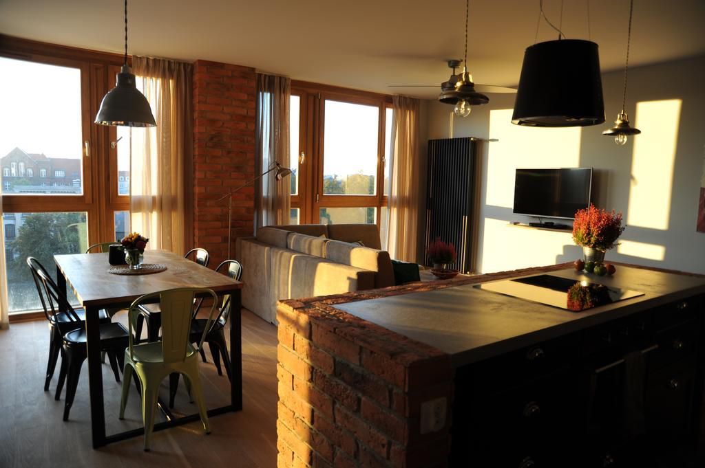 Staywin Riverfront Lofts กดัญสก์ ห้อง รูปภาพ