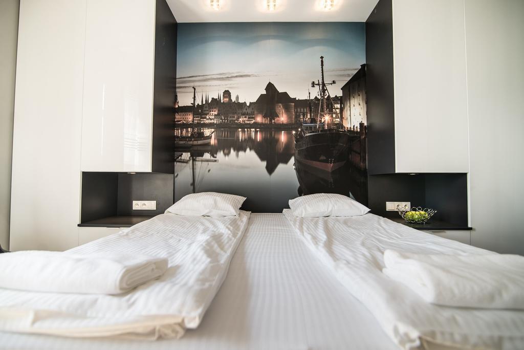 Staywin Riverfront Lofts กดัญสก์ ภายนอก รูปภาพ
